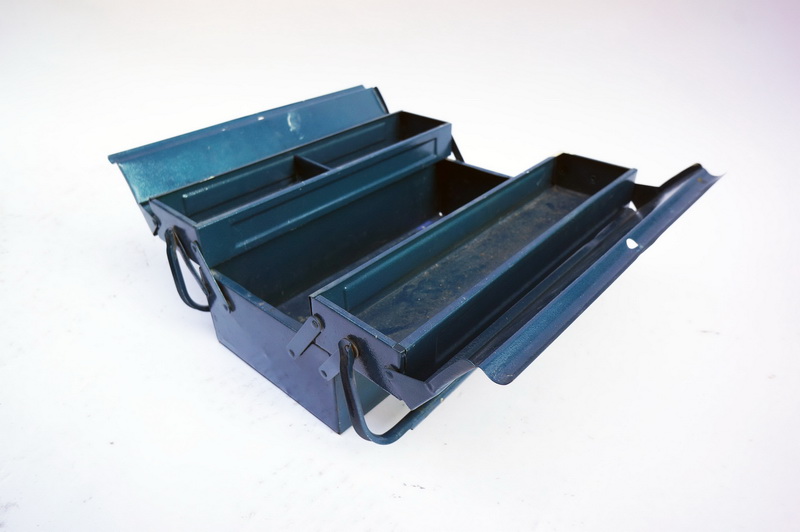 caja herramientas metal 16-22x40x20 (10eu.) 1u